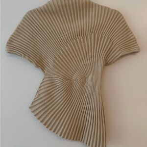 Cult Gaia Beige Cable Knit Sweater